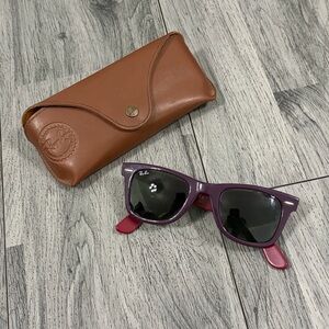 Ray-Ban Purple Frames with Red Temple Tips Wayfarer Sunglasses Sz 47-22